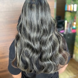 The Dream Ladies Salon