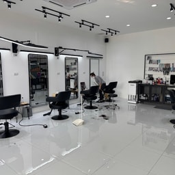 Derlift Hair