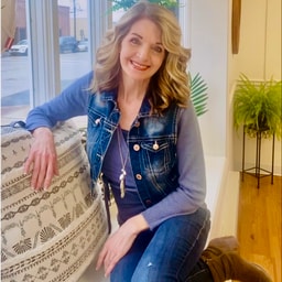 Amy Elizabeth Hair Design