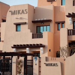 By Mikas Beauty Salon