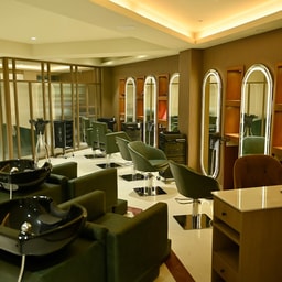 Beyond Beauty Ladies Beauty Salon