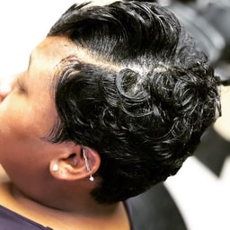 LTresses Day Spa