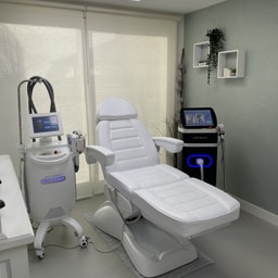 E Beauty House