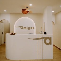 Amigos Unisex Makeup Studio & Beauty Spa