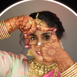 Fine touch bridal studio