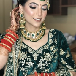 Ms_Roshani Beauty Salon And Make-up studio