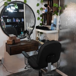 Lucca y Lola Beauty World