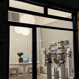 Ellen Beauty Factory