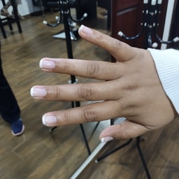 MR Estudio de Belleza