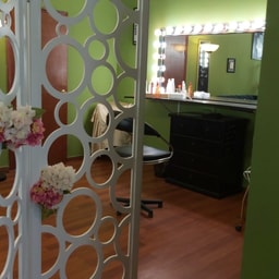 M&H Make Up