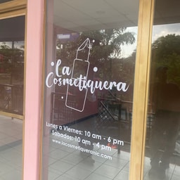 La Cosmetiquera