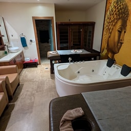 Vivaanta Ayurvedic Spa & Hair Salon Inc.