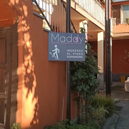 Maddy bellezza e riequilibrio del corpo