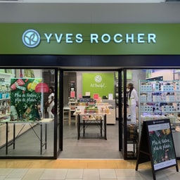 Yves Rocher Place d'Armes