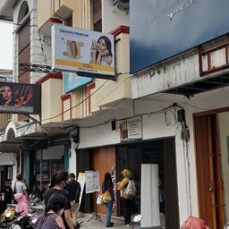 Toko Cahaya