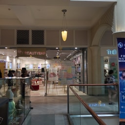 Beauty Bar Rockwell