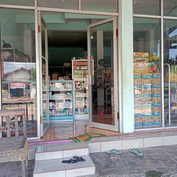 Toko Cahaya Cosmetic & Kedai BnA