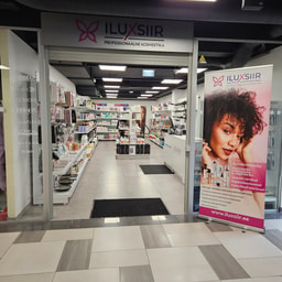 IluXsiir OU