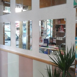 Articulos de Peluqueria y Cosmetica Rafael
