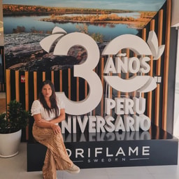 Patrocinador y venta Oriflame Villa El Salvador