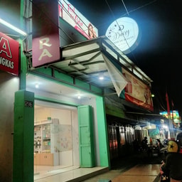Daisy House Of Beauty