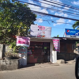 Yahsuwah Health & Beauty Shop