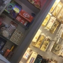 Khushi Cosmetic & Pooja Store
