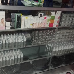Raharni Ms Glow ORI Manado
