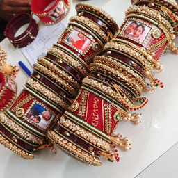 Abhishek Cosmetic Shop