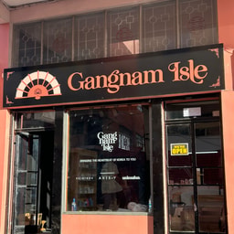 Gangnam Isle
