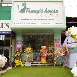 Trang House's Cosmetic