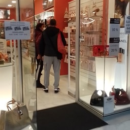 Sbraccia Profumerie Sestri Ponente
