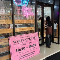 COSMETIC CAFE SHAH ALAM Makeup Shop