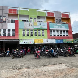 Ghendis Shop Kampus
