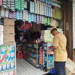 Toko Kosmetik Setia Jaya