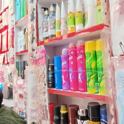 Lucky Makeup Shop