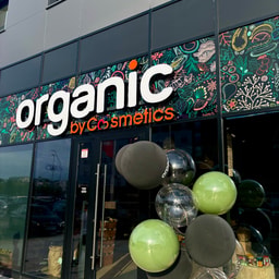 Organic by Cosmetics