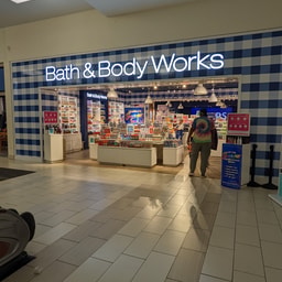 Bath & Body Works