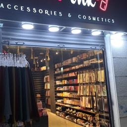 Queen Cosmetics