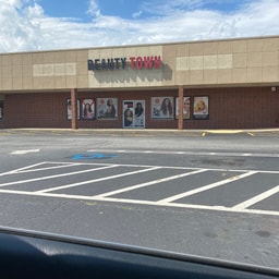 BEAUTY TOWN