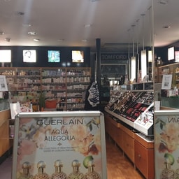 Müller Beauty Store