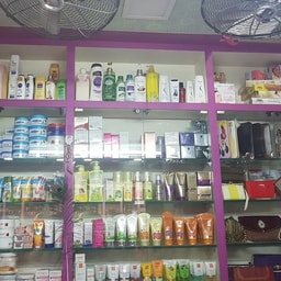 Sai Novelty And Bangles And Cosmetics