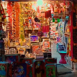 Naina Cosmetic and Gift Shop