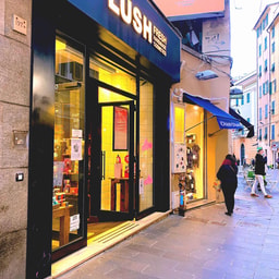 LUSH Cosmetics Genova