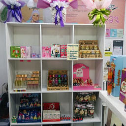 Kedai kosmetik Pasir gudang