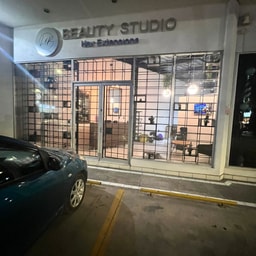 L&R BEAUTY PRODUCTS