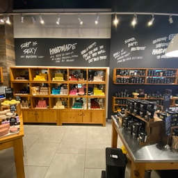 Lush Cosmetics North Star Mall