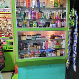 Royal Bangles & Cosmetics