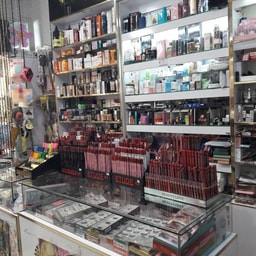Marvi cosmetic store
