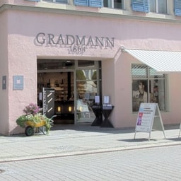 Parfümerie GRADMANN 1864